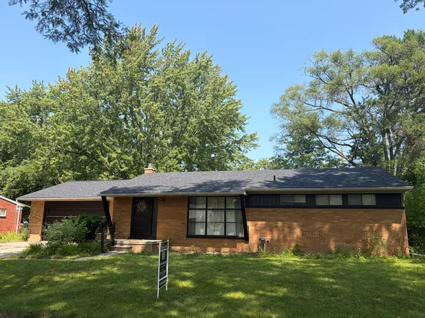 209 Wilson Dr, Midland, MI 48642