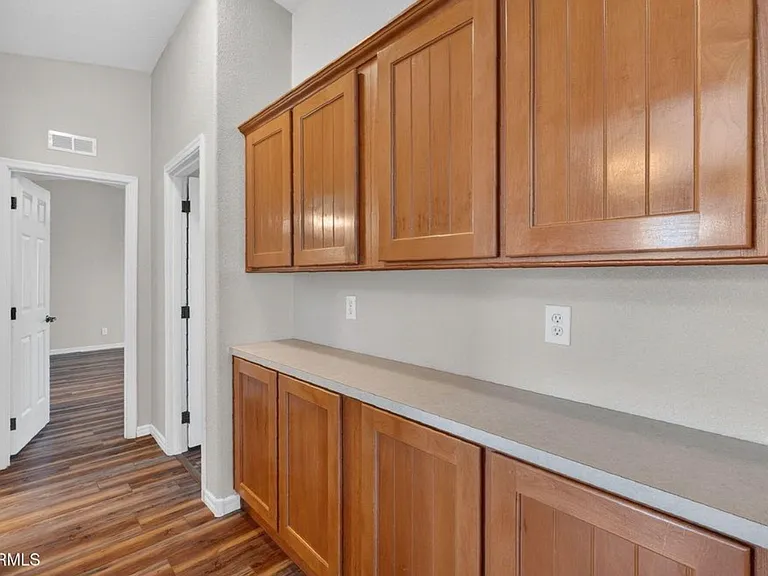 1171 Louie St — Photo 20