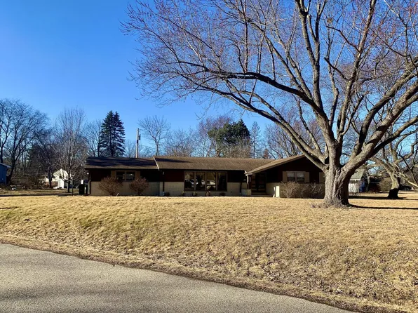 2510 West Michael DRIVE, Glendale, WI 53209