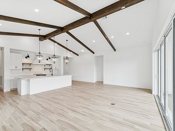 Great Room, Dining Area, Kitchen