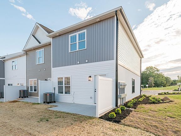 3rd image of 556 Leesville Rd #508