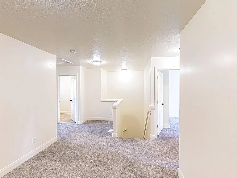 774 Old Fort Dr — Photo 23