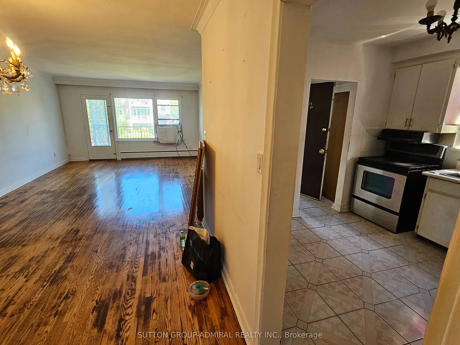 7 bed, $3,000 — Photo 4