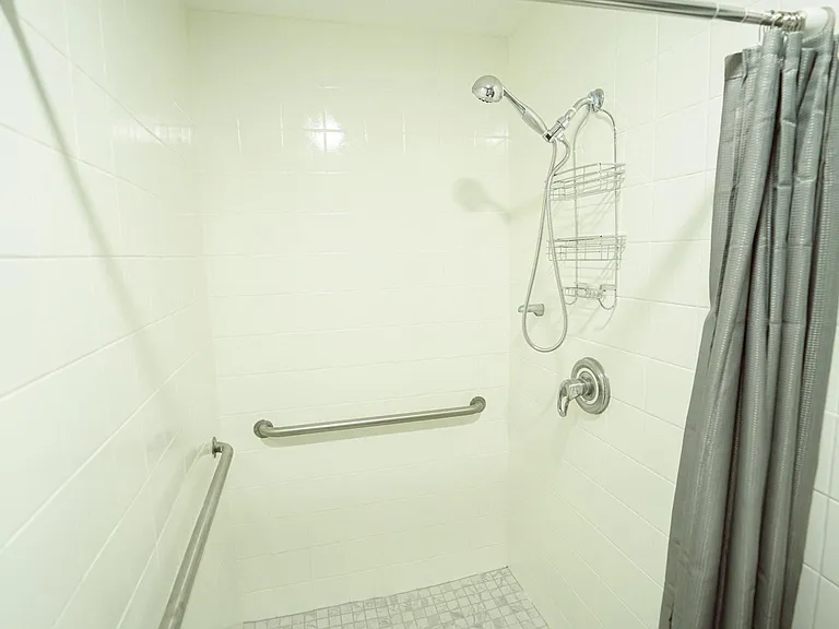 4526 Kirkland Blvd — Photo 7