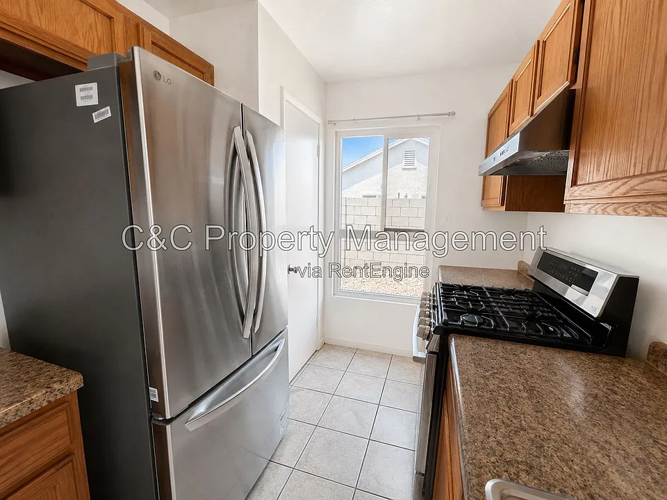 17944 Kendall Cir