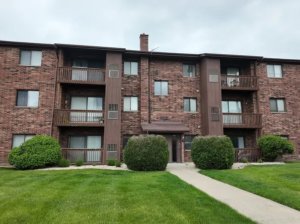 15711 Peggy Ln APT 7, Oak Forest, IL 60452