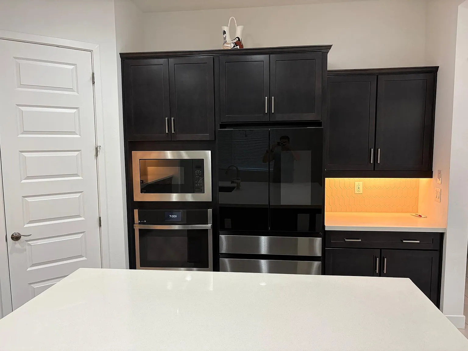 5 bed, 3300 sqft, $3,495 — Photo 2