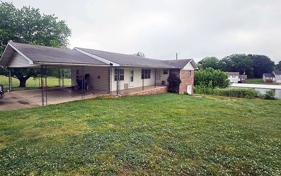 1st image of 466 Tennyson Loop