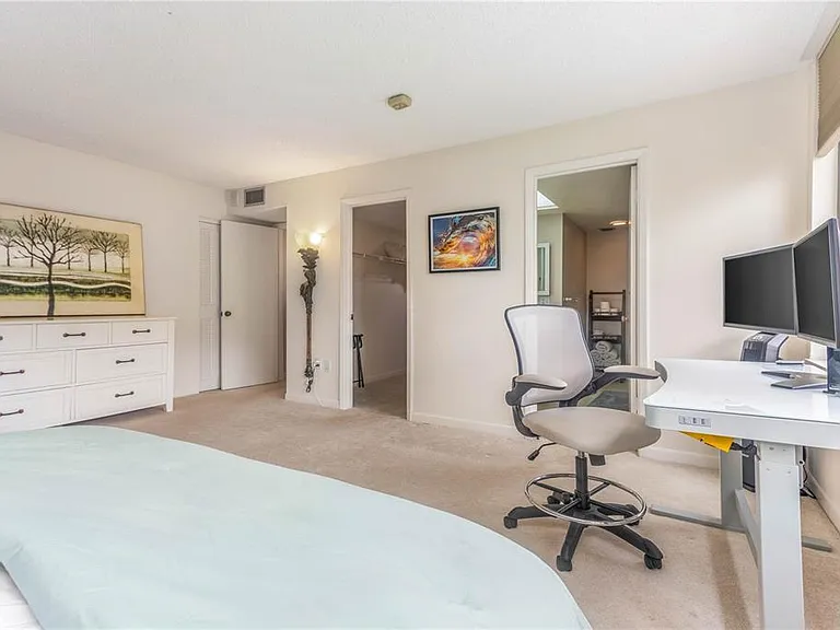 700 Island Way #501 — Photo 24