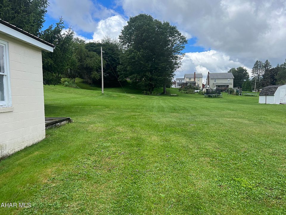 141 Henry St, Carrolltown, PA 15722 Zillow