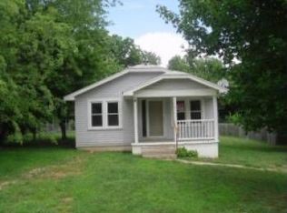 3129 E Iroquois St, Springfield, MO 65804
