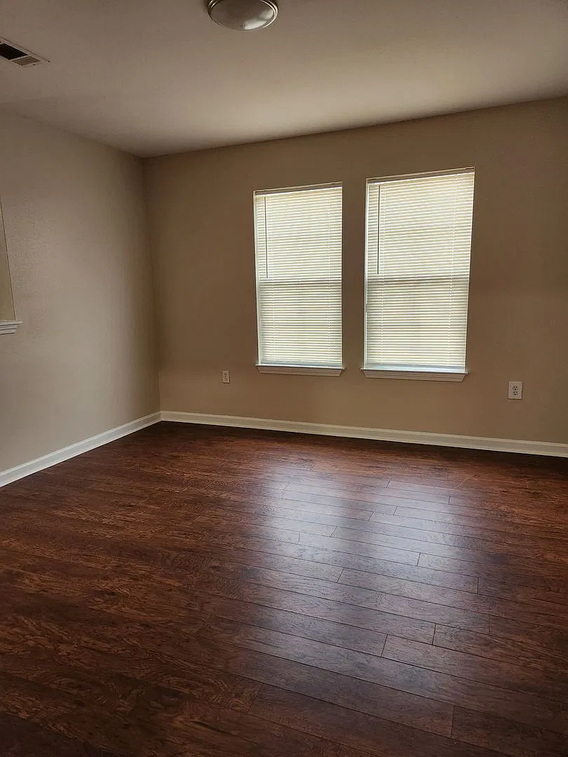 House for Rent — Photo 4