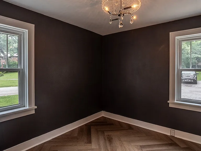 4000 University Ave #7 — Photo 59