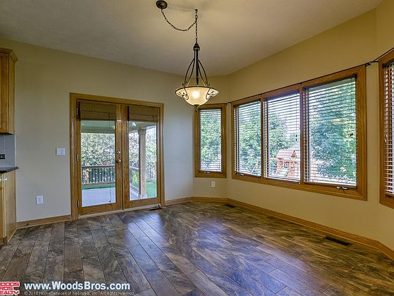 5th image of 4711 Landsberry Ln