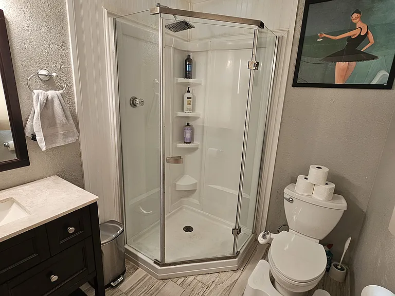 1224 E Powhatan Ave — Photo 14