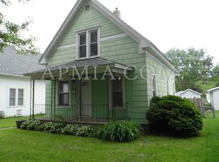 1415 K St SW, Cedar Rapids, IA 52404