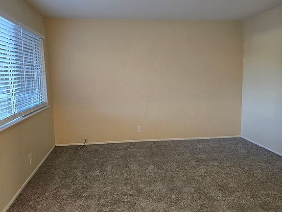 2nd image of 2890 Almaden Expy APT 4