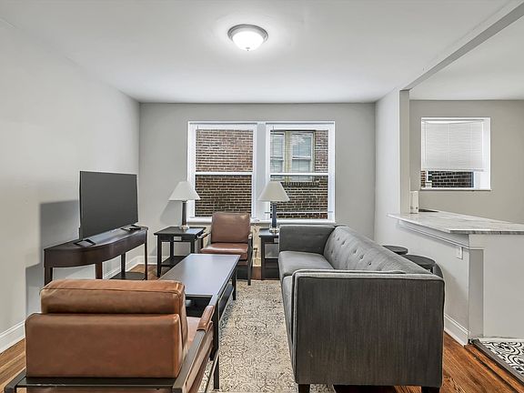 2nd image of 3106 Gurney Ave #2N