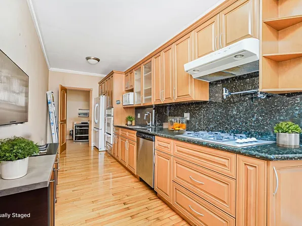 1810 Avenue N image 12 of 29