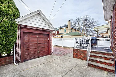 Sold by Living New York