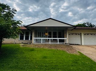 13153 Weatherfield Dr, Saint Louis, MO 63146