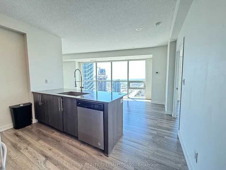 510 Curran Pl #3502 — Photo 13
