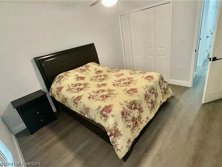 7000 Schumacher Rd — Photo 19