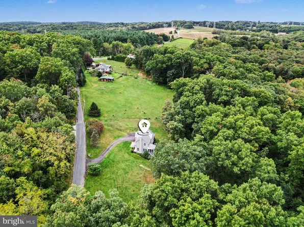 20640 Green Rd, White Hall, MD 21161