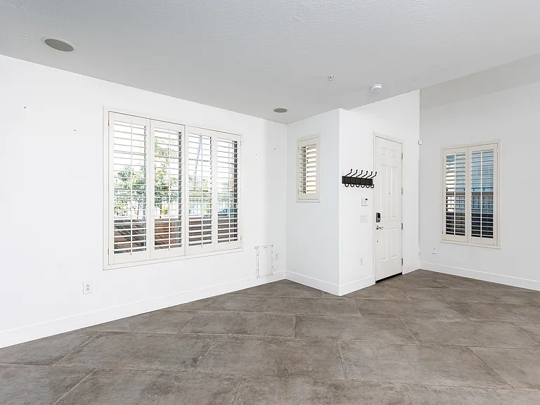 615 E Portland St #177 — Photo 11