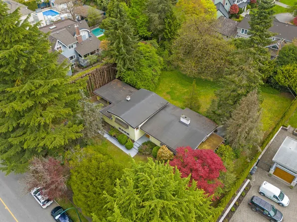 6150 Blenheim St, Vancouver, BC V6N 1R1
