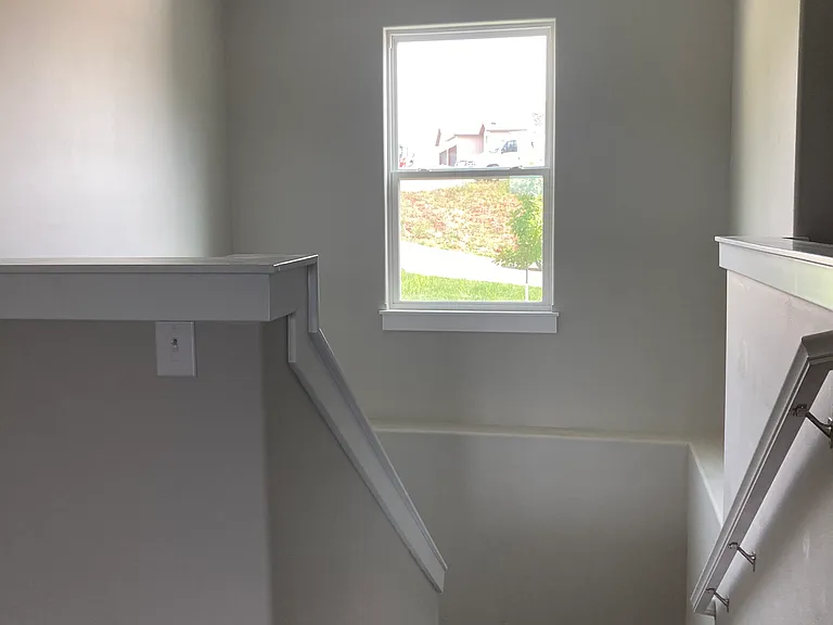 1003 S Rimes Ave — Photo 16