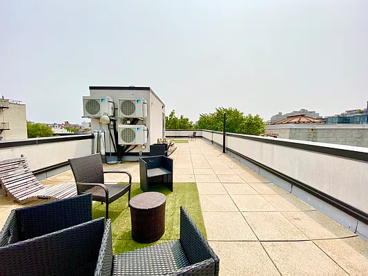 Rented by Doorway NYC, LLC | media 22