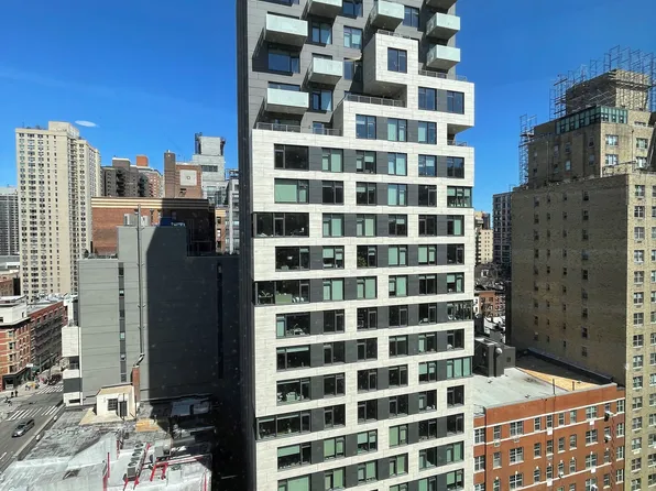 515 East 86th Street image 1 of 1