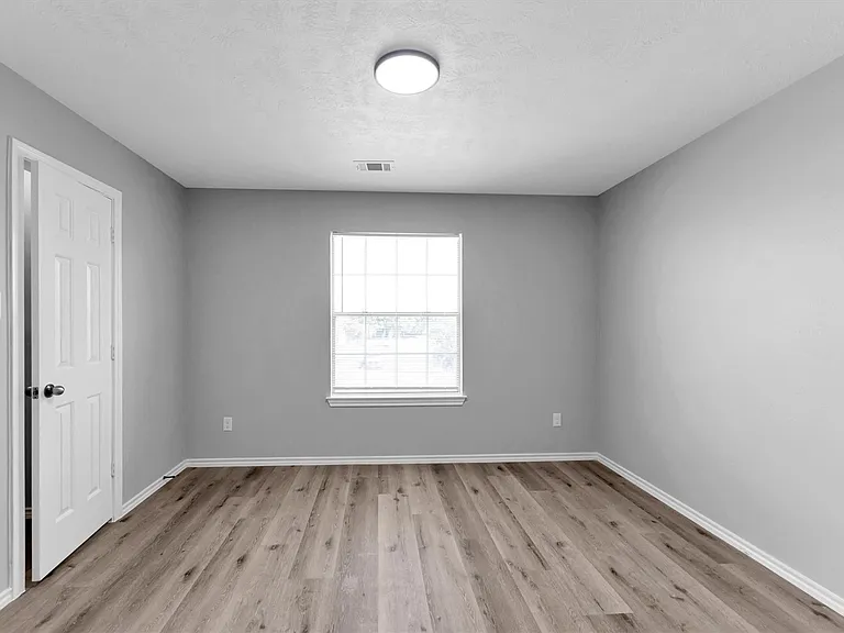 16007 Sandy Path Ln — Photo 40