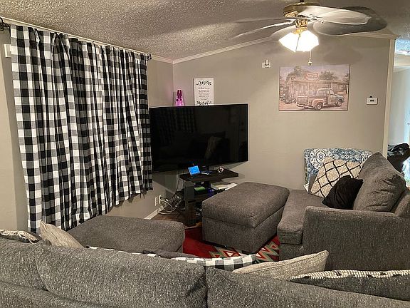 2nd image of 10 Maruca Dr