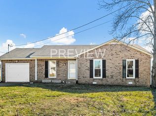 1268 Barbee Ln, Clarksville, TN