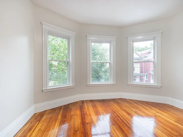 49 Weld Hill St #2 — Photo 8