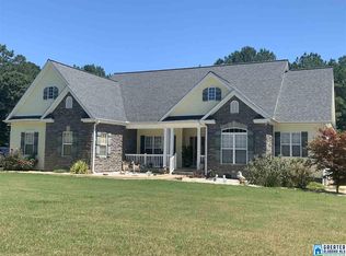 860 Lillian Ln, Anniston, AL 36207