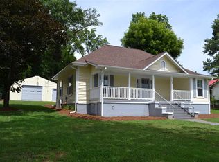 178 S Mitchell St, Rutherfordton, NC 28139