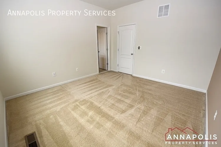 7827 Bakers Creek Ln — Photo 10