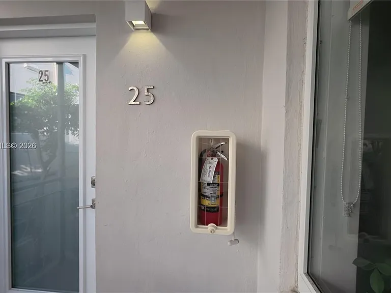 1035 Euclid Ave #25 — Photo 31