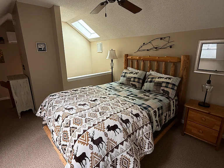 150 Meadows Dr — Photo 28