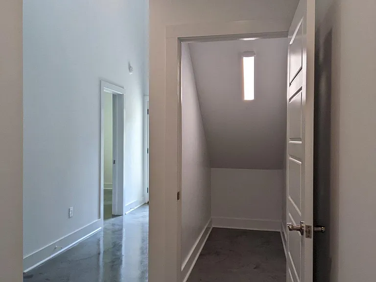 113 Highland Park Ln — Photo 10
