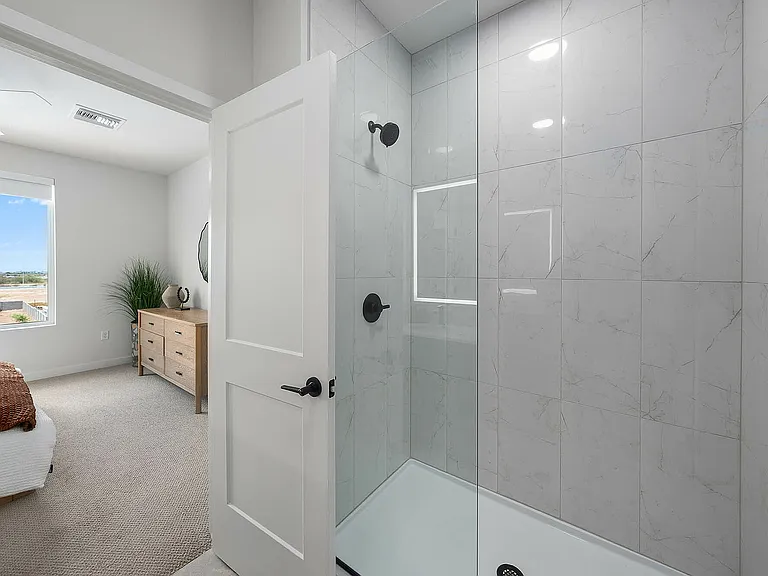 Navona-0625-MM-Townhome-primary bathroom-2
