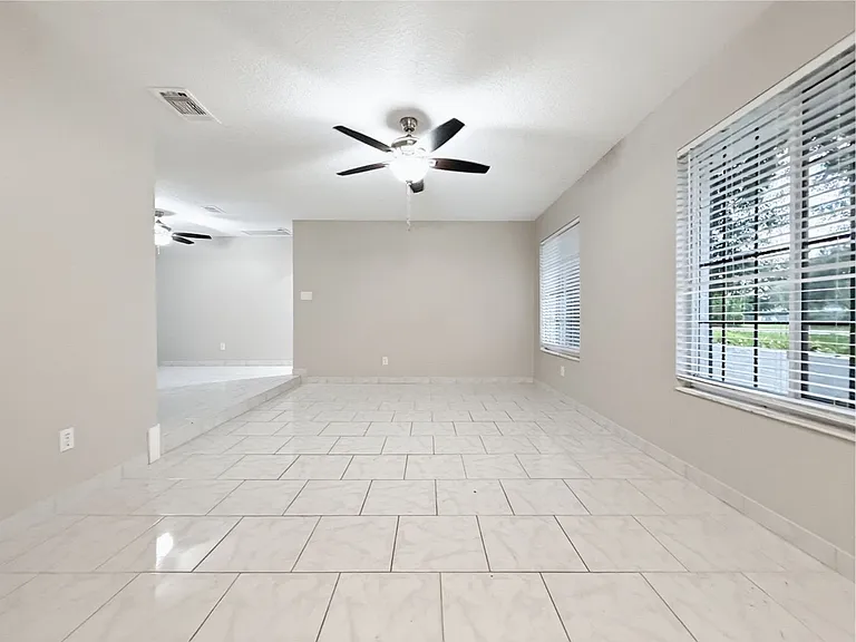 8221 Granada Blvd — Photo 9