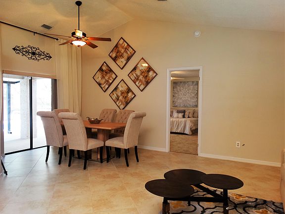 Newer Roof!! New Floors!