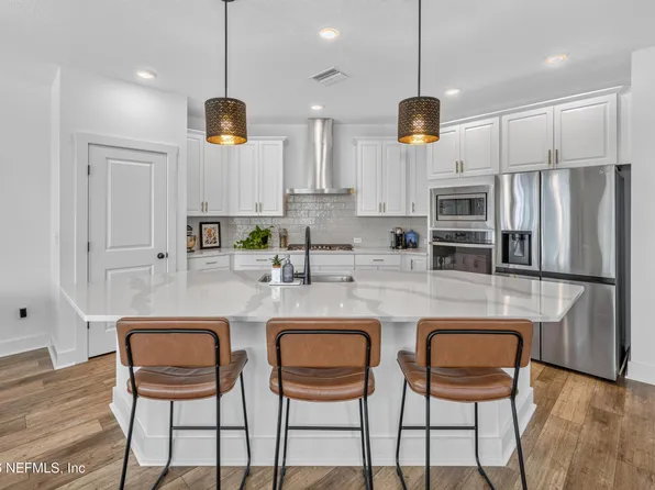 9807 Element Rd, Jacksonville, FL 32256