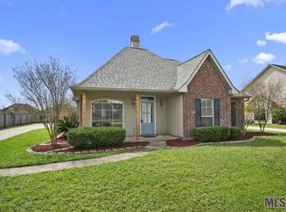 12234 Sundown Dr, Denham Springs, LA 70726