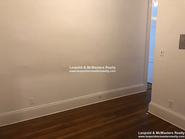Kelton Street Apartments — Photo 95