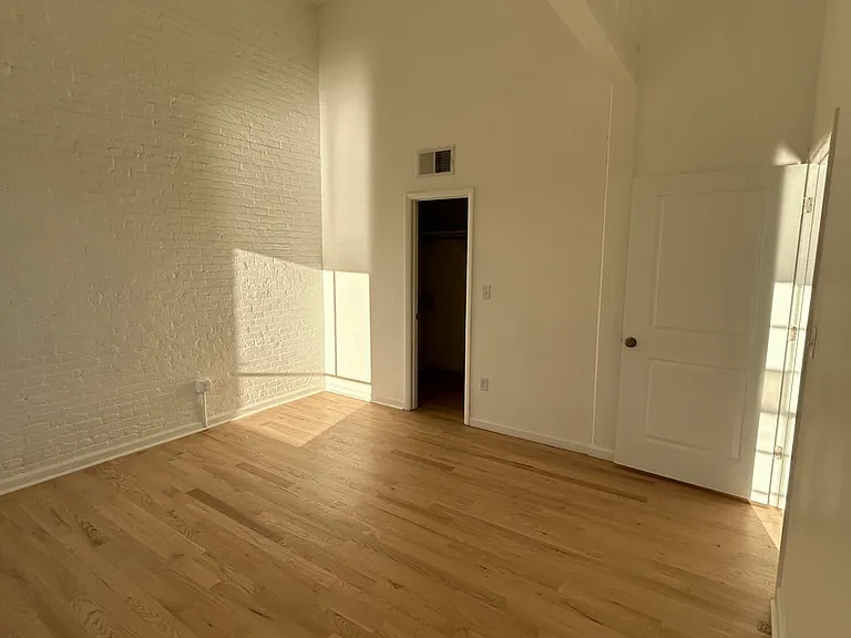 155 River St #5A — Photo 15